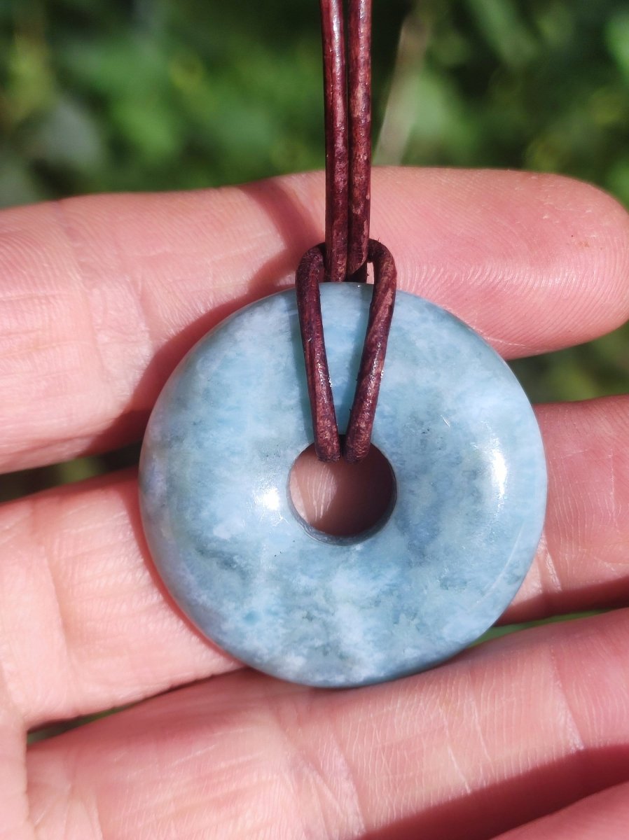 Larimar "Atlantis Stone Schutz Donut Edelstein Kette blau Heilstein Rarität Natur Edel Frau Geschenk Selten Sammler Energie Kraft Ruhe Glück - Art of Nature Berlin