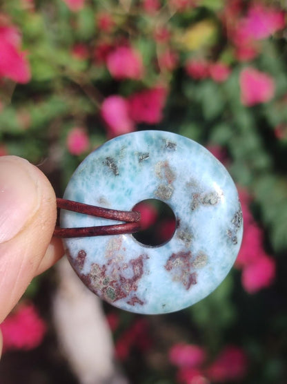 Larimar "Atlantis Stone Schutz Donut Edelstein Kette blau Heilstein Rarität Natur Edel Frau Geschenk Selten Sammler Energie Kraft Ruhe Glück - Art of Nature Berlin