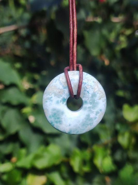 Larimar "Atlantis Stone Schutz Donut Edelstein Kette blau Heilstein Rarität Natur Edel Frau Geschenk Selten Sammler Energie Kraft Ruhe Glück - Art of Nature Berlin