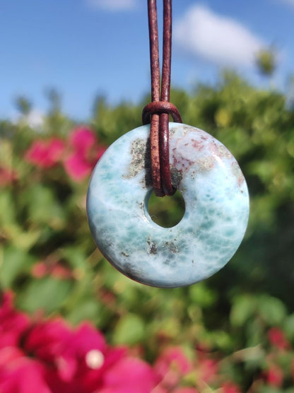 Larimar "Atlantis Stone Schutz Donut Edelstein Kette blau Heilstein Rarität Natur Edel Frau Geschenk Selten Sammler Energie Kraft Ruhe Glück - Art of Nature Berlin