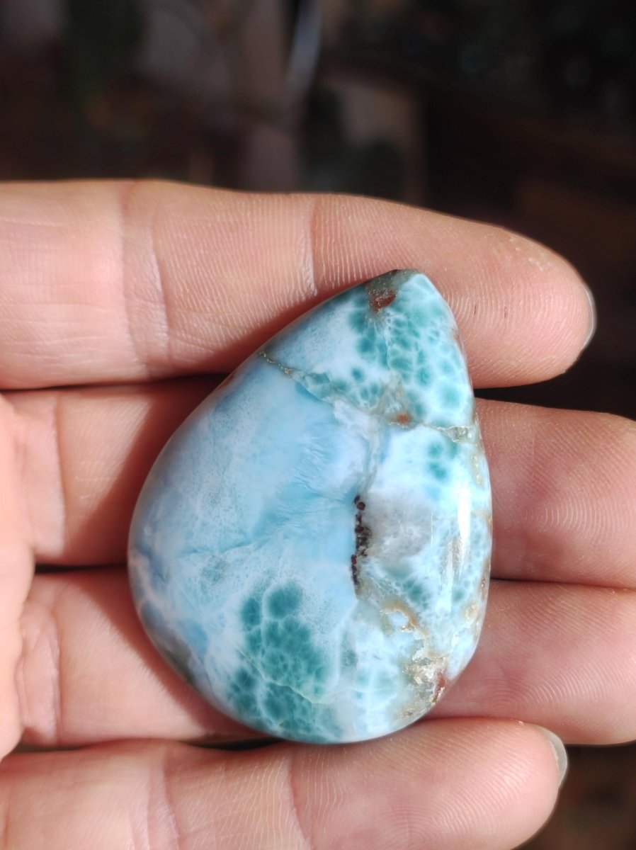 Larimar Deko Cabochon ungebohrt Handschmeichler Dekostein blau Natur Kristall Nature Heilstein Kristall Sammler Energie Mineral Geschenk - Art of Nature Berlin