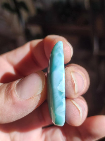 Larimar Deko Cabochon ungebohrt Handschmeichler Dekostein blau Natur Kristall Nature Heilstein Kristall Sammler Energie Mineral Geschenk - Art of Nature Berlin