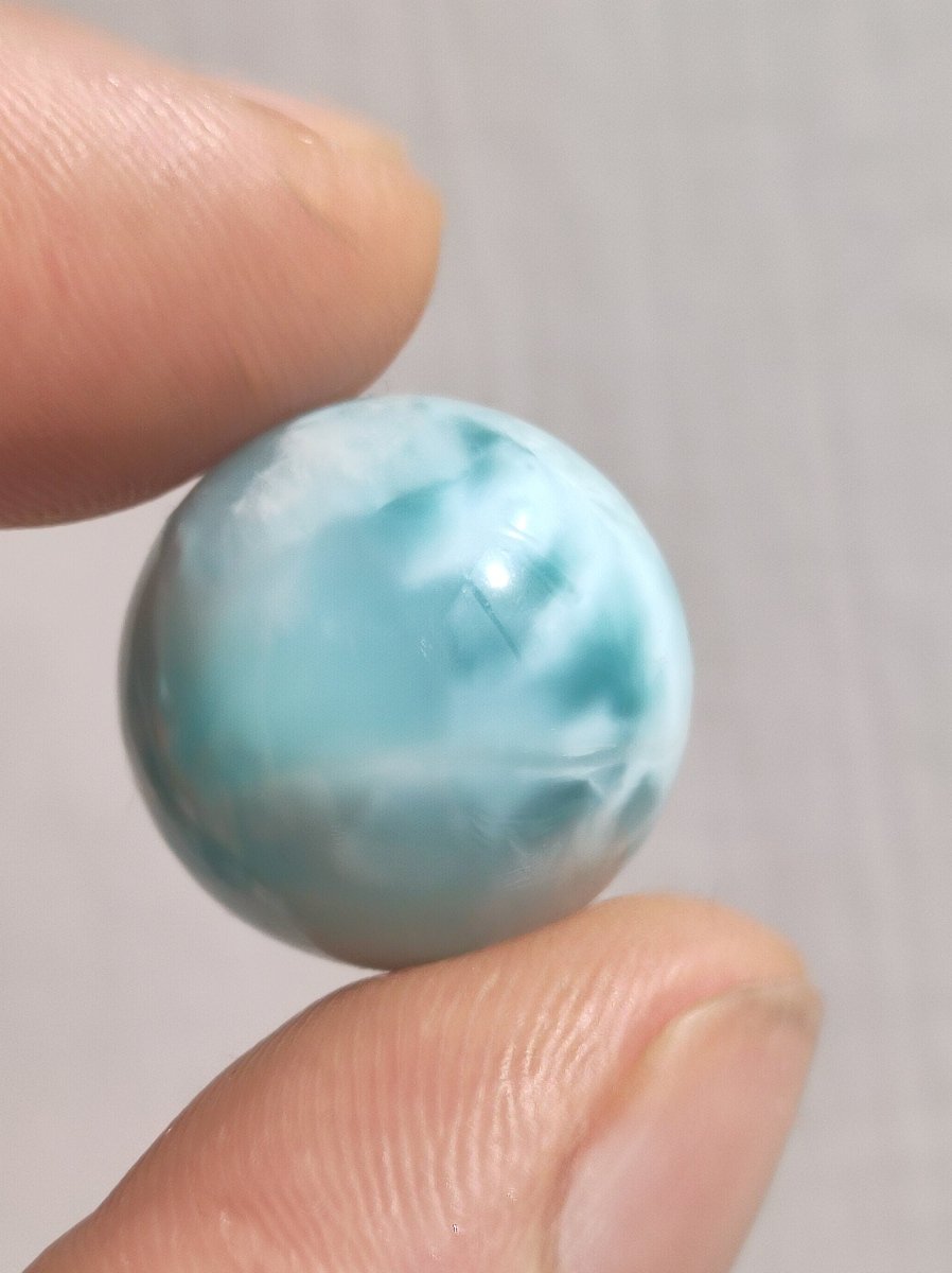 Larimar ~ Edelstein Kugel blau Deko Sphere Kristall HIPPIE GOA Boho Ethno Nature Heilstein Natur Sammler Mineral Geschenk Meer Himmel - Art of Nature Berlin