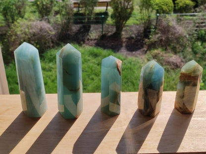 Lemurian Aquatine / Onyx Blau (Aragonit Calcit) ~ Kristall Point Spitze Turm Obelisk ~ Magische Edelstein Deko Massagestab HIPPIE Heilstein - Art of Nature Berlin