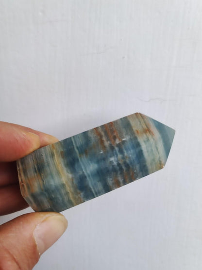 Lemurian Aquatine / Onyx blau / Aragonit Calcit Turm Obelisk Spitze Edelstein Kristall Deko rund Rarität Sammler Unikat HIPPIE Heilstein - Art of Nature Berlin