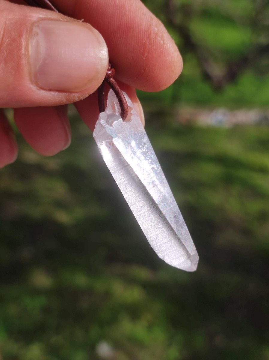 Lemurian Quarz ~ Edelstein Kette klar Hippie Goa Boho Tibet Ethno Natur Heilstein Kraft Anhänger Mann Frau Geschenk Rarität - Art of Nature Berlin