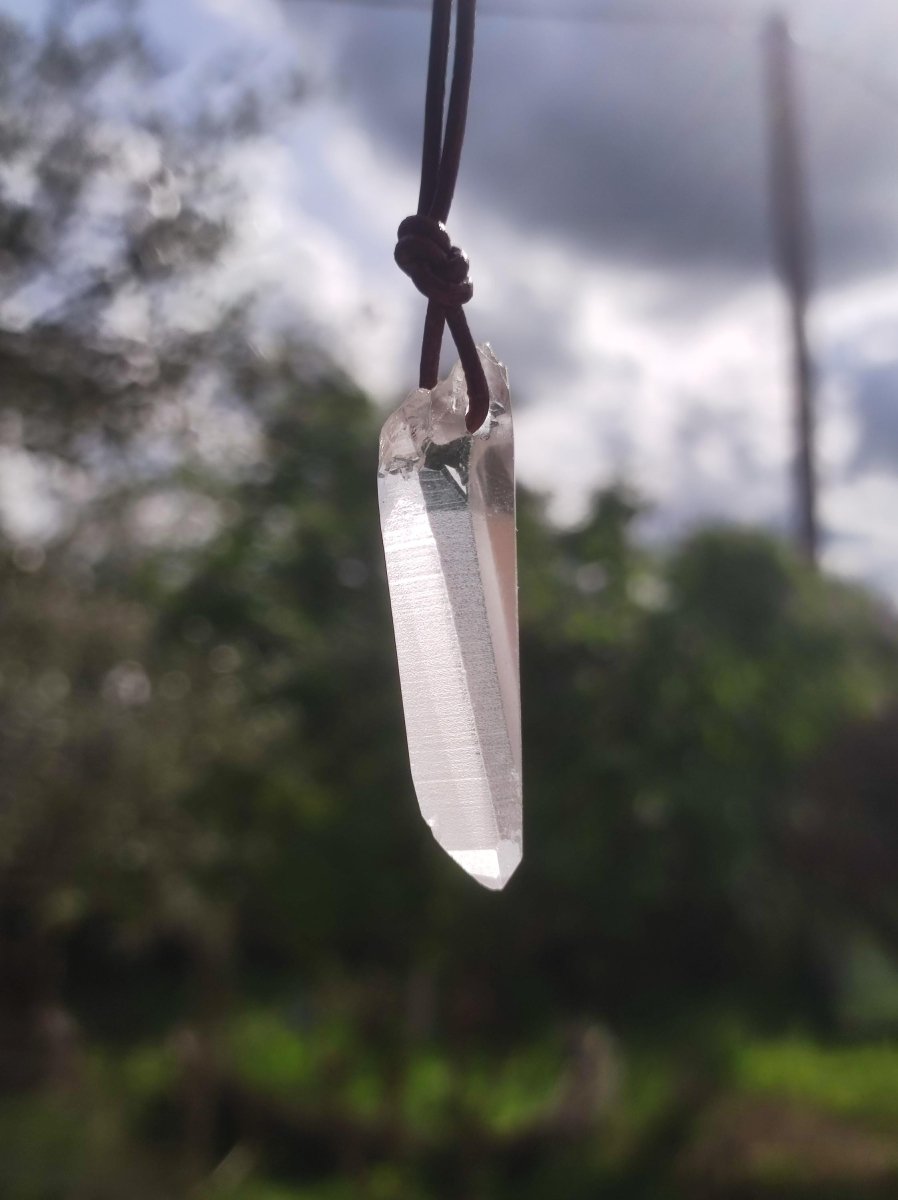 Lemurian Quarz ~ Edelstein Kette klar Hippie Goa Boho Tibet Ethno Natur Heilstein Kraft Anhänger Mann Frau Geschenk Rarität - Art of Nature Berlin