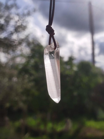 Lemurian Quarz ~ Edelstein Kette klar Hippie Goa Boho Tibet Ethno Natur Heilstein Kraft Anhänger Mann Frau Geschenk Rarität - Art of Nature Berlin
