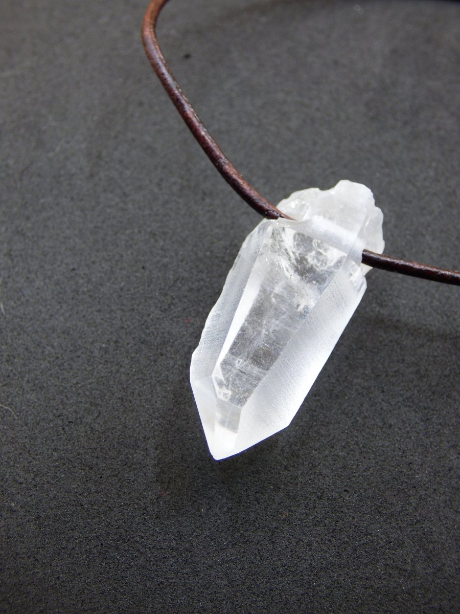 Lemurian Quarz ~ Edelstein Kette klar Hippie Goa Boho Tibet Ethno Natur Heilstein Kraft Anhänger Mann Frau Geschenk Rarität - Art of Nature Berlin