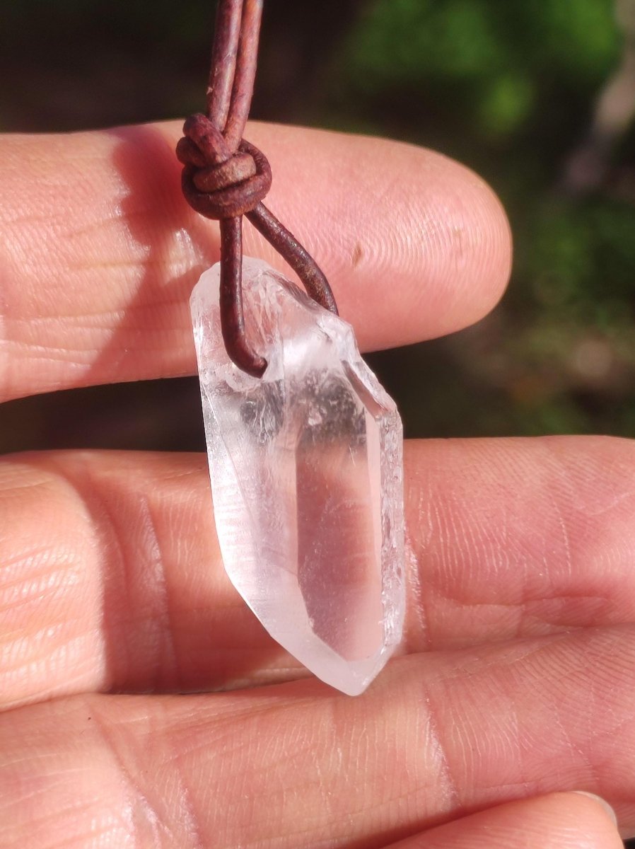 Lemurian Quarz ~ Edelstein Kette klar Hippie Goa Boho Tibet Ethno Natur Heilstein Kraft Anhänger Mann Frau Geschenk Rarität - Art of Nature Berlin