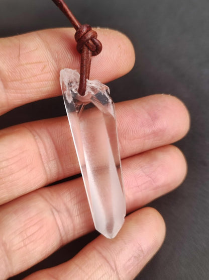 Lemurian Quarz ~ Edelstein Kette klar Hippie Goa Boho Tibet Ethno Natur Heilstein Kraft Anhänger Mann Frau Geschenk Rarität - Art of Nature Berlin