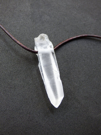 Lemurian Quarz ~ Edelstein Kette klar Hippie Goa Boho Tibet Ethno Natur Heilstein Kraft Anhänger Mann Frau Geschenk Rarität - Art of Nature Berlin