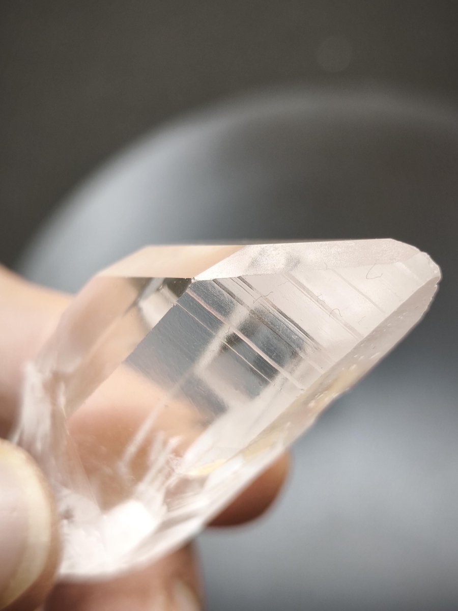 Lemurian Quarz Kristall Spitze Sammler Stufe Rarität Edelstein Deko Heilstein Mineral Kollektion Energie Natur Unikat Brasilien - Art of Nature Berlin