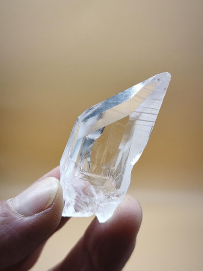 Lemurian Quarz Kristall Spitze Sammler Stufe Rarität Edelstein Deko Heilstein Mineral Kollektion Energie Natur Unikat Brasilien - Art of Nature Berlin