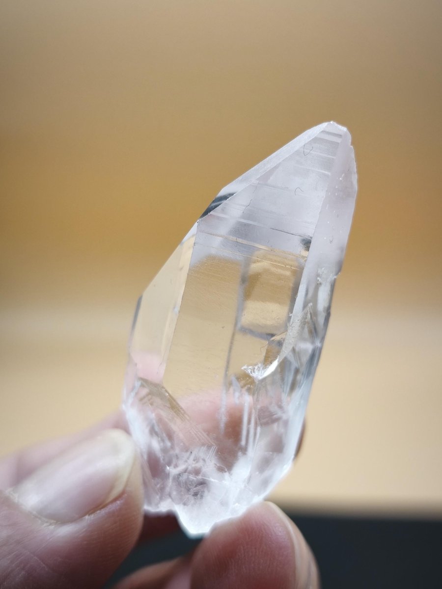 Lemurian Quarz Kristall Spitze Sammler Stufe Rarität Edelstein Deko Heilstein Mineral Kollektion Energie Natur Unikat Brasilien - Art of Nature Berlin