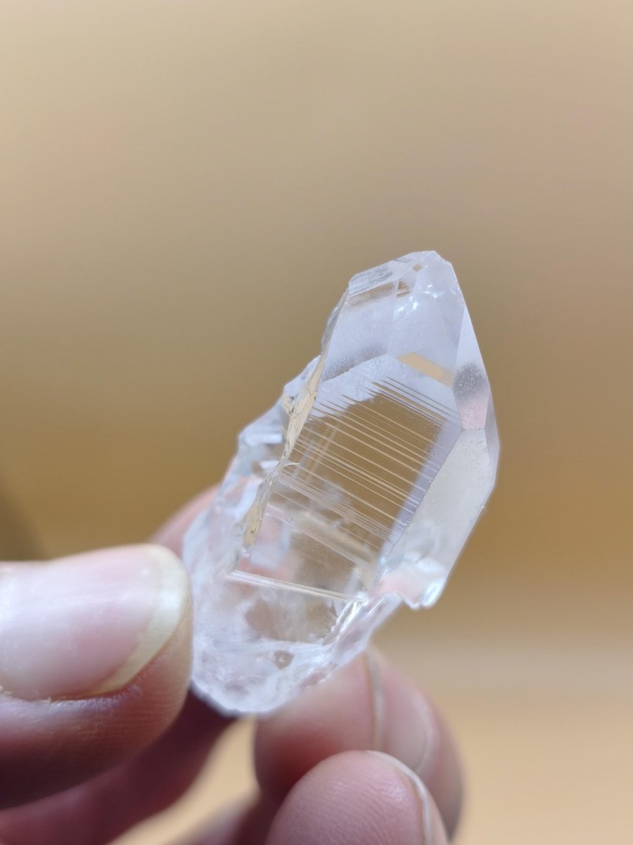 Lemurian Quarz Kristall Spitze Sammler Stufe Rarität Edelstein Deko Heilstein Mineral Kollektion Energie Natur Unikat Brasilien - Art of Nature Berlin