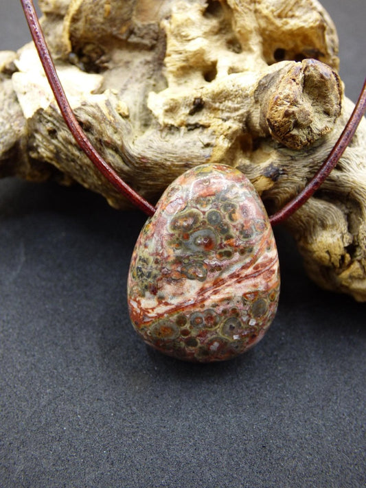 Leoparden Jaspis rot - Edelstein Kette Anhänger HIPPIE GOA Boho Ethno Natur Heilstein Rarität Kristall Geschenk Er Sie Mann Frau Schmuck - Art of Nature Berlin