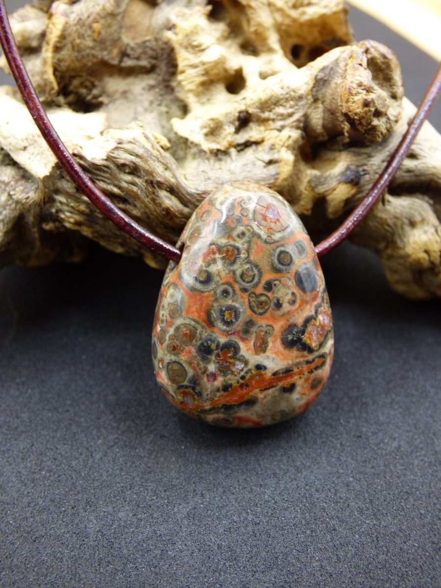 Leoparden Jaspis rot - Edelstein Kette Anhänger HIPPIE GOA Boho Ethno Natur Heilstein Rarität Kristall Geschenk Er Sie Mann Frau Schmuck - Art of Nature Berlin
