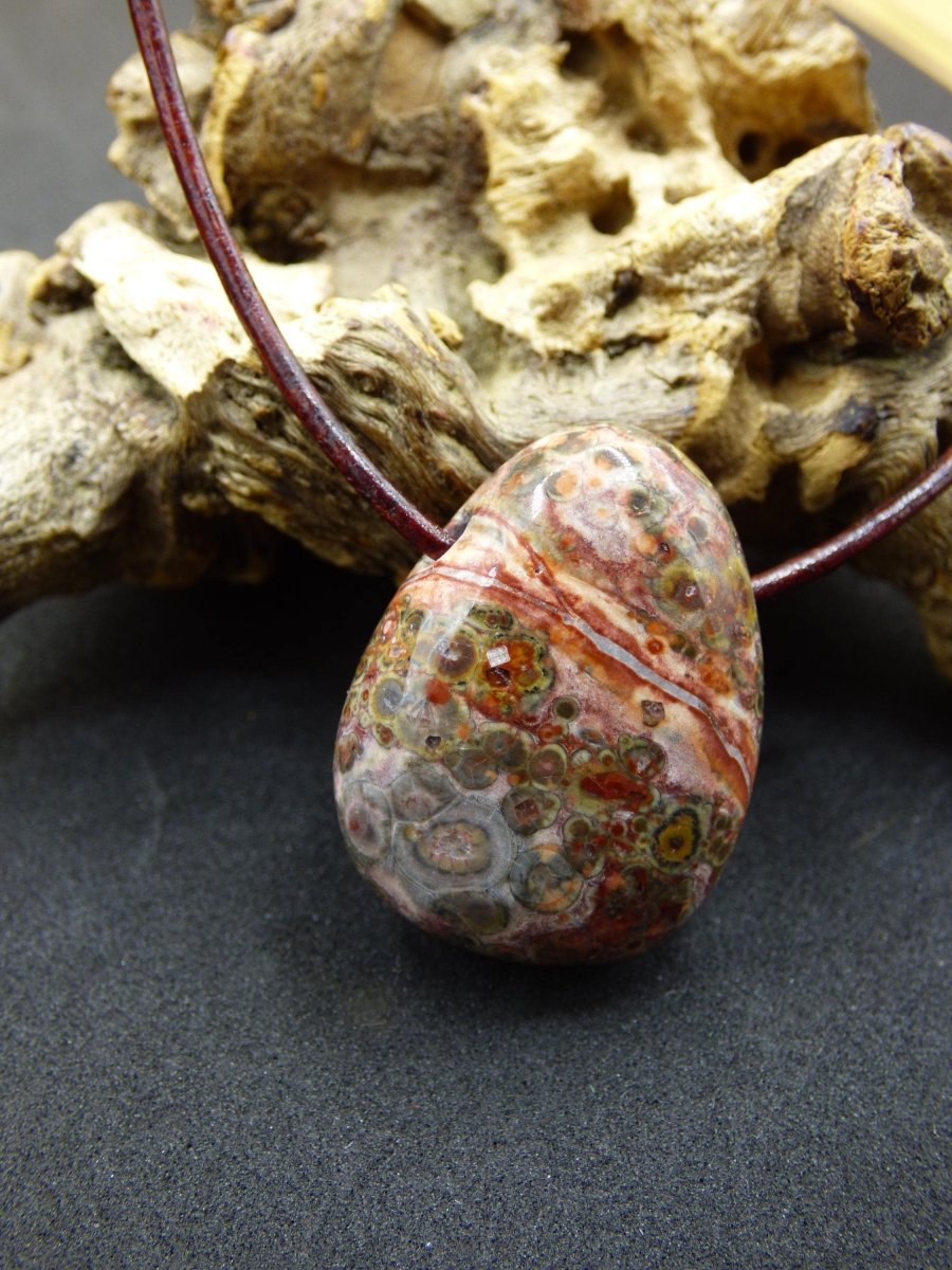 Leoparden Jaspis rot - Edelstein Kette Anhänger HIPPIE GOA Boho Ethno Natur Heilstein Rarität Kristall Geschenk Er Sie Mann Frau Schmuck - Art of Nature Berlin