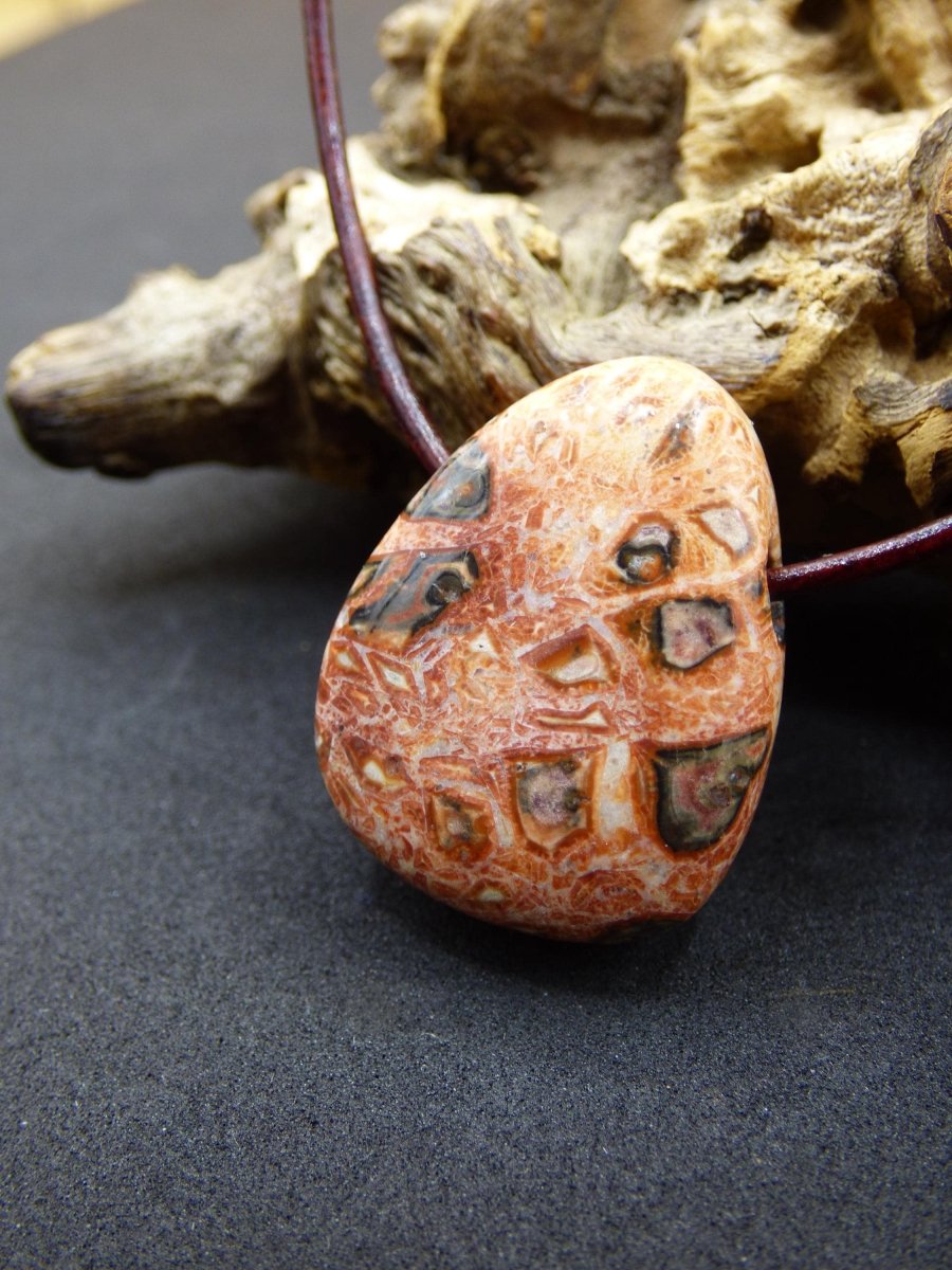 Leoparden Jaspis rot - Edelstein Kette Anhänger HIPPIE GOA Boho Ethno Natur Heilstein Rarität Kristall Geschenk Er Sie Mann Frau Schmuck - Art of Nature Berlin