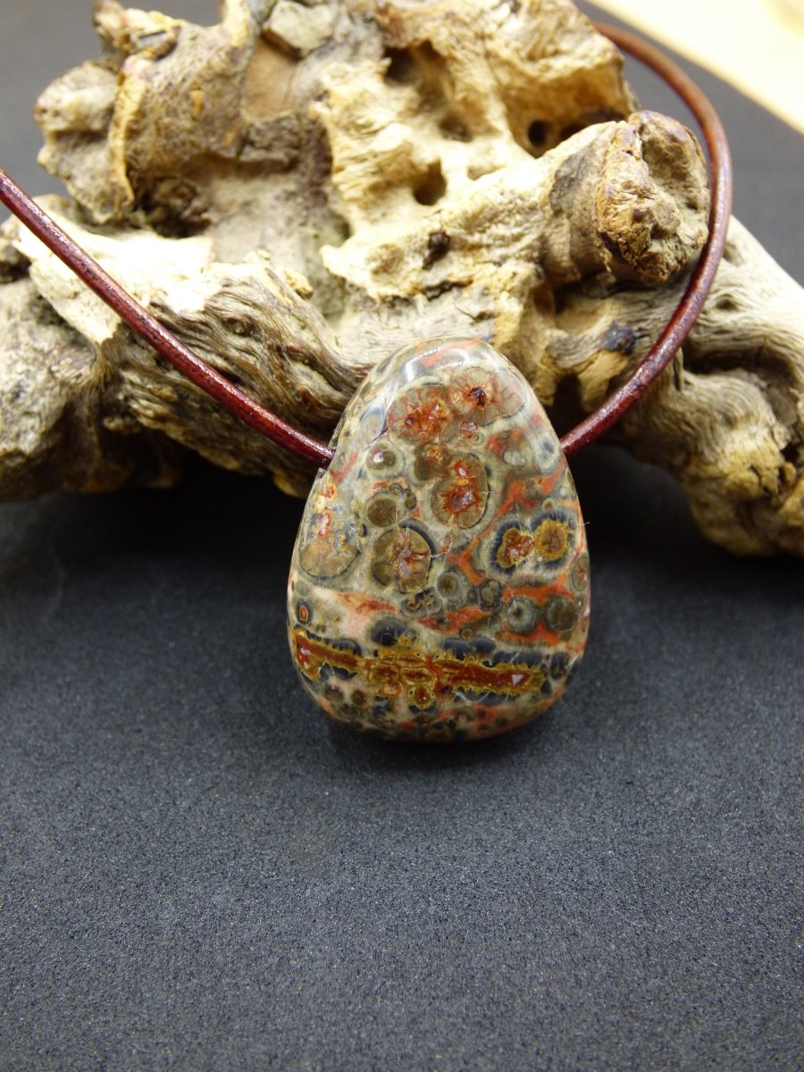Leoparden Jaspis rot - Edelstein Kette Anhänger HIPPIE GOA Boho Ethno Natur Heilstein Rarität Kristall Geschenk Er Sie Mann Frau Schmuck - Art of Nature Berlin