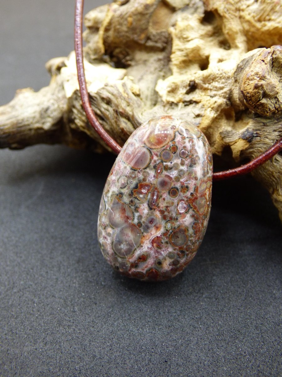 Leoparden Jaspis rot - Edelstein Kette Anhänger HIPPIE GOA Boho Ethno Natur Heilstein Rarität Kristall Geschenk Er Sie Mann Frau Schmuck - Art of Nature Berlin