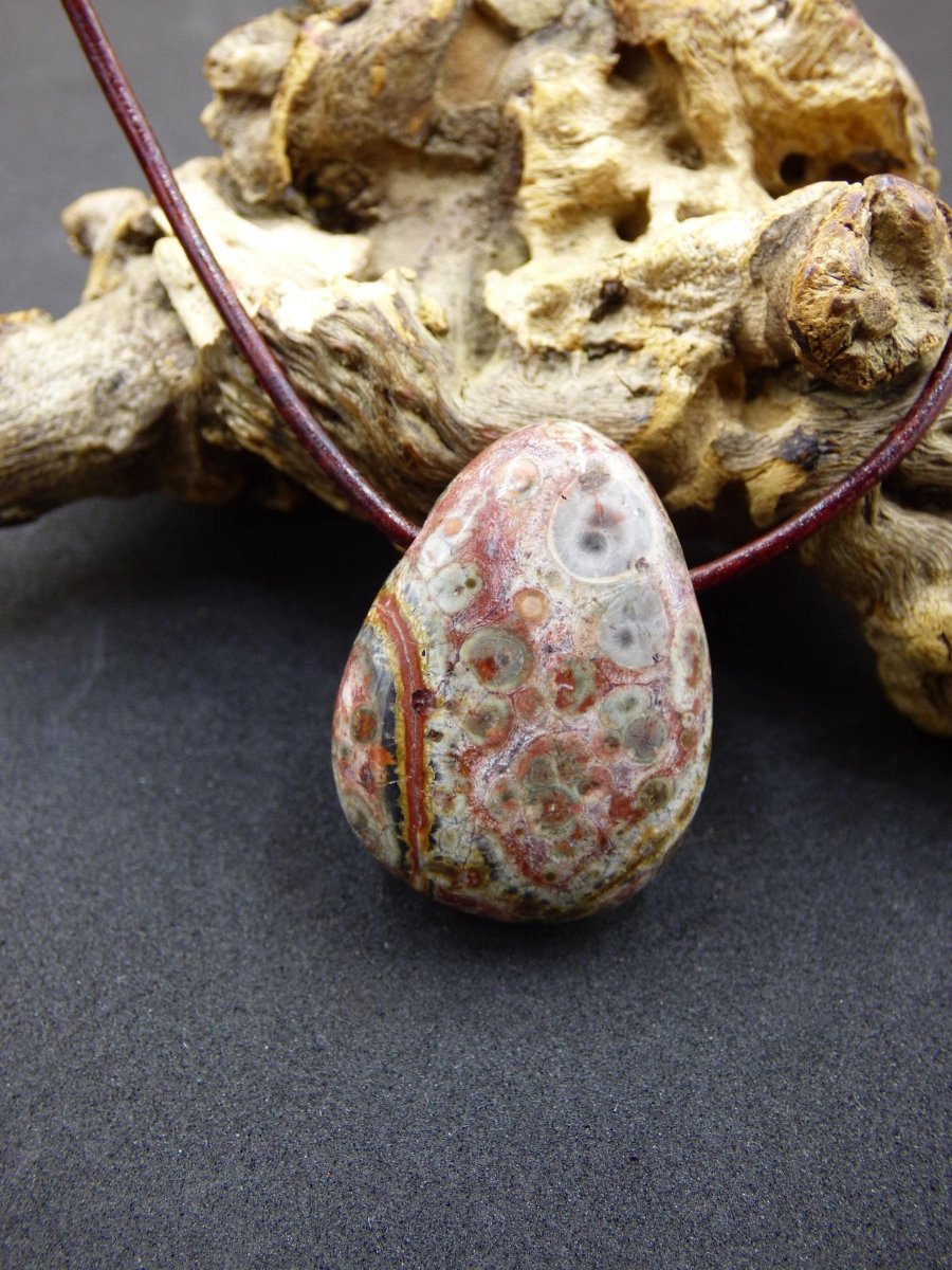 Leoparden Jaspis rot - Edelstein Kette Anhänger HIPPIE GOA Boho Ethno Natur Heilstein Rarität Kristall Geschenk Er Sie Mann Frau Schmuck - Art of Nature Berlin