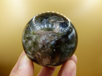 Lepidolith / Grün Mica Glimmer Effekt - Edelstein Kugel Natur Heilstein Deko Sphere Kristall Geschenk Er Sie Haus Sammler Rarität Schimmer - Art of Nature Berlin