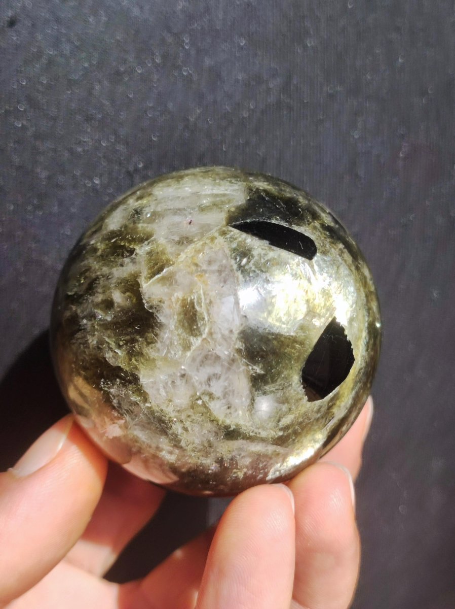 Lepidolith / Grün Mica Glimmer Effekt - Edelstein Kugel Natur Heilstein Deko Sphere Kristall Geschenk Er Sie Haus Sammler Rarität Schimmer - Art of Nature Berlin