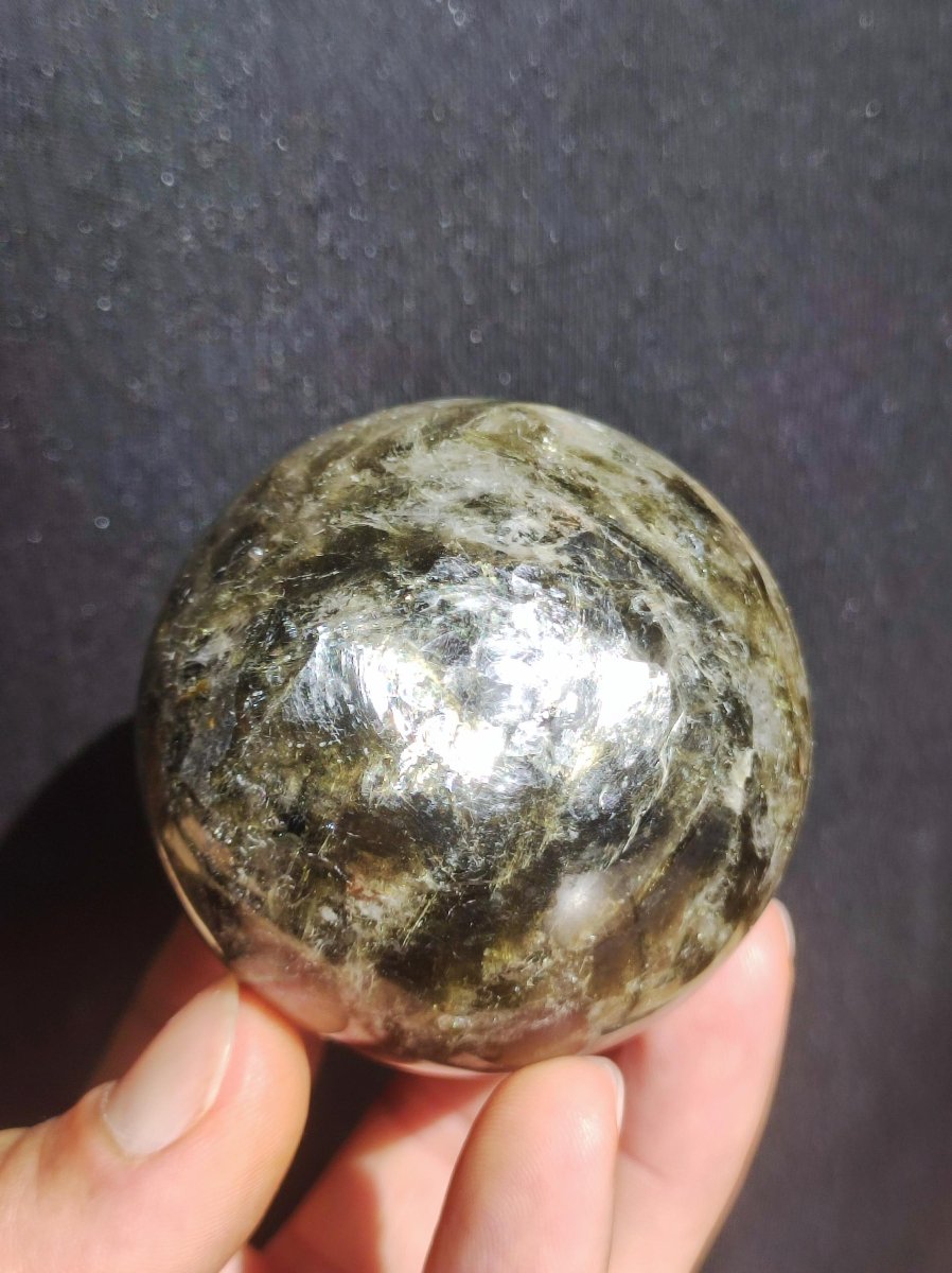 Lepidolith / Grün Mica Glimmer Effekt - Edelstein Kugel Natur Heilstein Deko Sphere Kristall Geschenk Er Sie Haus Sammler Rarität Schimmer - Art of Nature Berlin