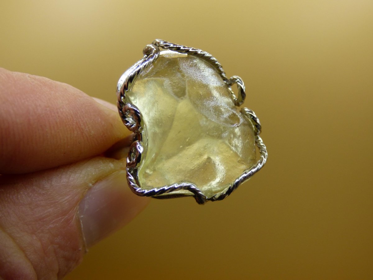 Libysches Wüstenglas Libyan Desert Glass Meteorit Ring 925 Silber verstellbare Größe Edelstein Heilstein Energie Kraft Rarität Geschenk Frau - Art of Nature Berlin