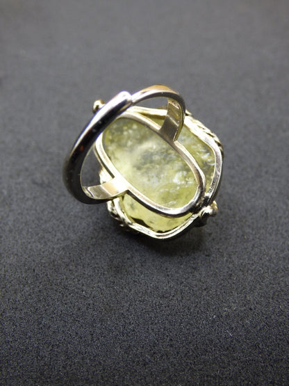 Libysches Wüstenglas Libyan Desert Glass Meteorit Ring 925 Silber verstellbare Größe Edelstein Heilstein Energie Kraft Rarität Geschenk Frau - Art of Nature Berlin