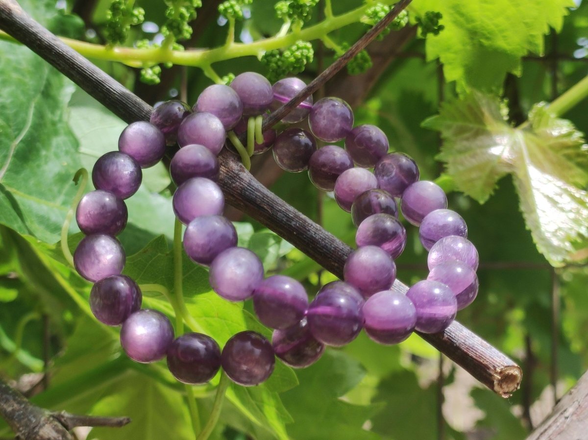 Lila Lepidolith AAA Edelstein Armband Rarität edel hochwertig Damen Schmuck Geschenk Frau Mann natur Hippie Ethno Vintage schimmer violet - Art of Nature Berlin