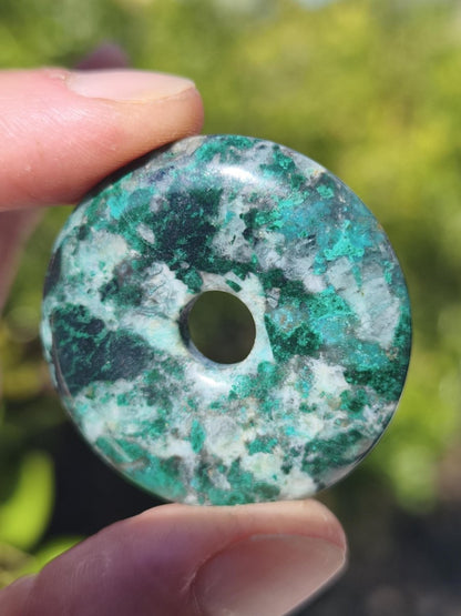 Malachit Chrysocoll grün Edelstein Kette Rarität HIPPIE GOA Boho Tibet Ethno Nature Donut Schutzsymbol Heilstein Sammler Mann Frau Geschenk - Art of Nature Berlin