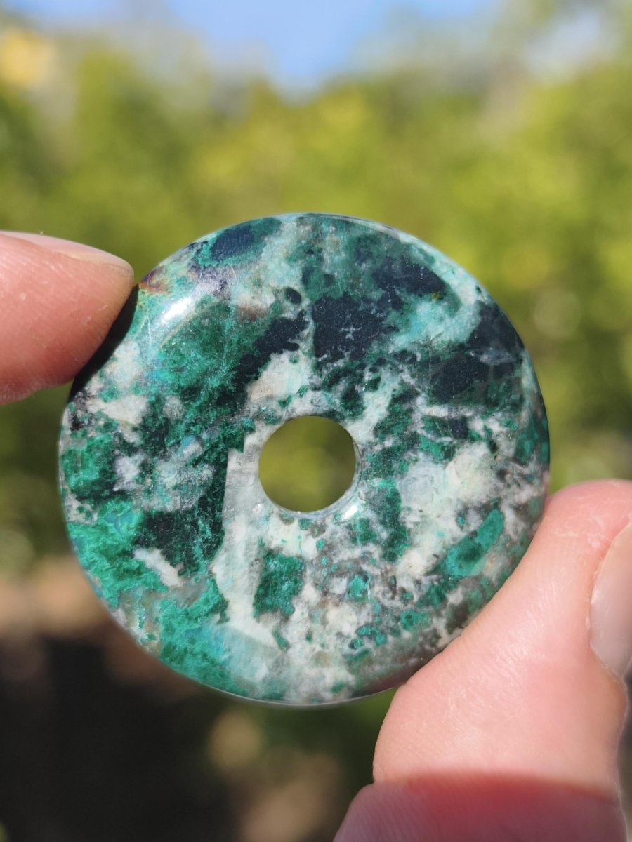 Malachit Chrysocoll grün Edelstein Kette Rarität HIPPIE GOA Boho Tibet Ethno Nature Donut Schutzsymbol Heilstein Sammler Mann Frau Geschenk - Art of Nature Berlin