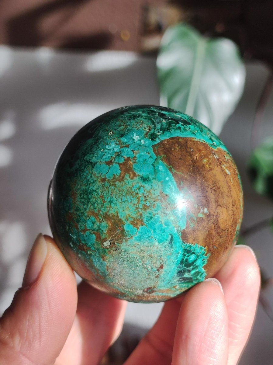 Malachit + Chrysocoll Sphere A ~ Magische Edelstein Kugel & Deko Crystal Meditation Heilstein Rarität Sammler Mineral Rund Chrysokolla - Art of Nature Berlin