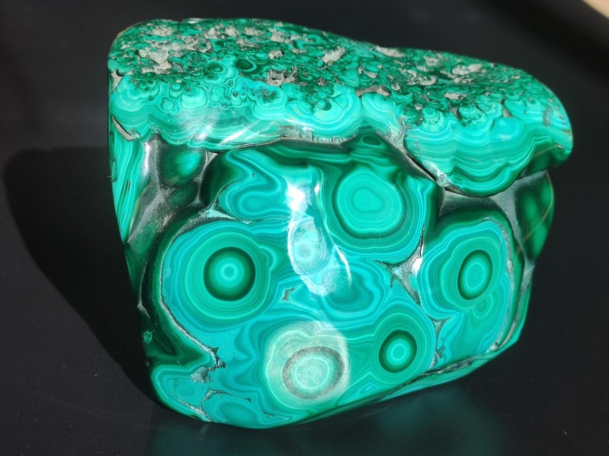 Malachit Deko Stück A - Qualität "Bull Eye" Sammler Mineral Haus Wohnen Energie Heilstein GOA Boho Ethno Natur grün intensiv grün Rarität - Art of Nature Berlin