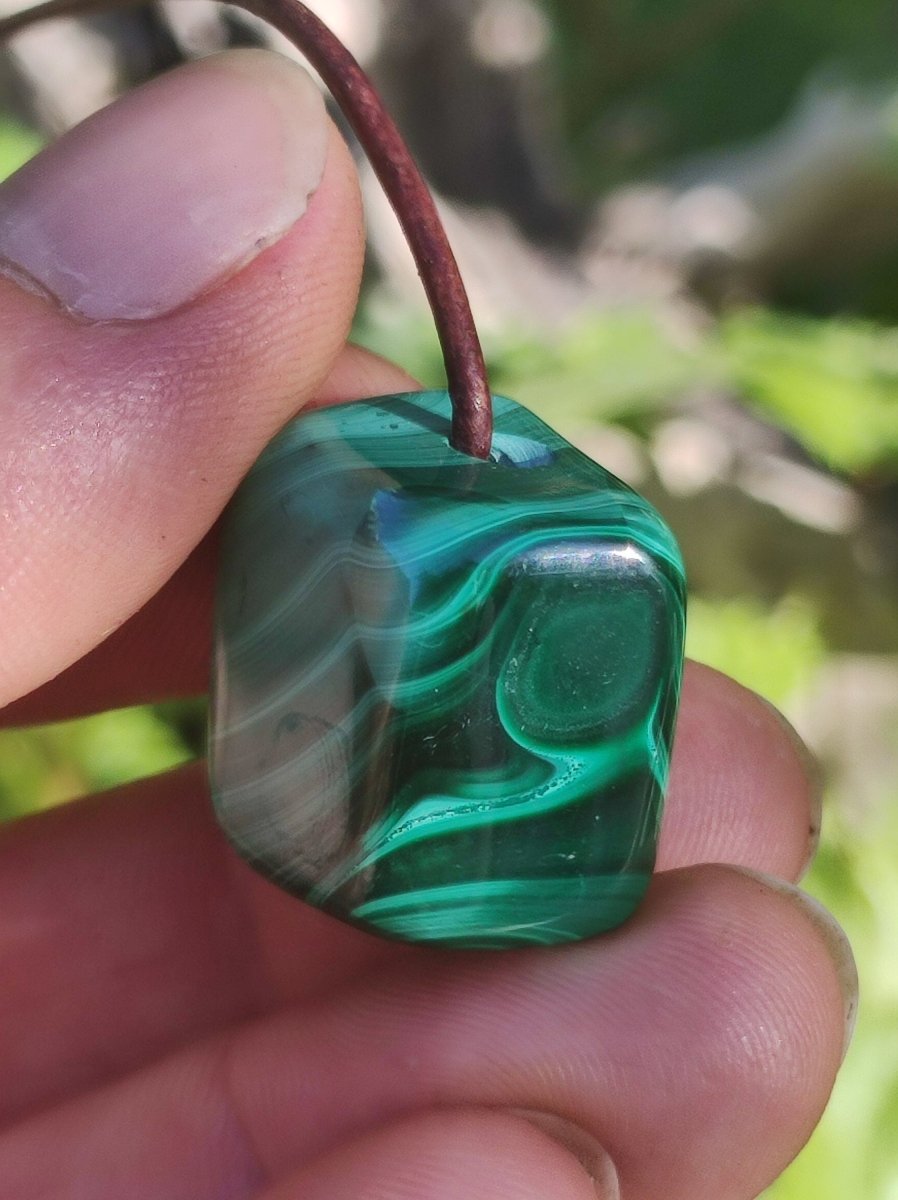 Malachit - Edelstein Kette grün Natur Heilstein Schutz Glück Mann Frau Er Sie Freund Glück HIPPIE Boho Tibet Ethno Rarität Geschenk Unikat - Art of Nature Berlin