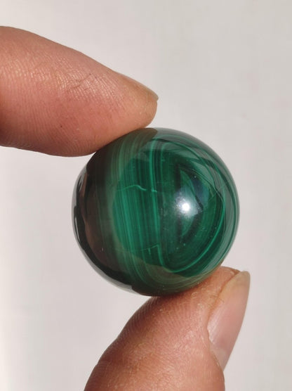 Malachit ~ Magische Edelstein Kugel Massage & Deko Sphere Crystal Spielkugel Meditation ~HIPPIE ~GOA~Boho~Ethno~Heilstein - Art of Nature Berlin