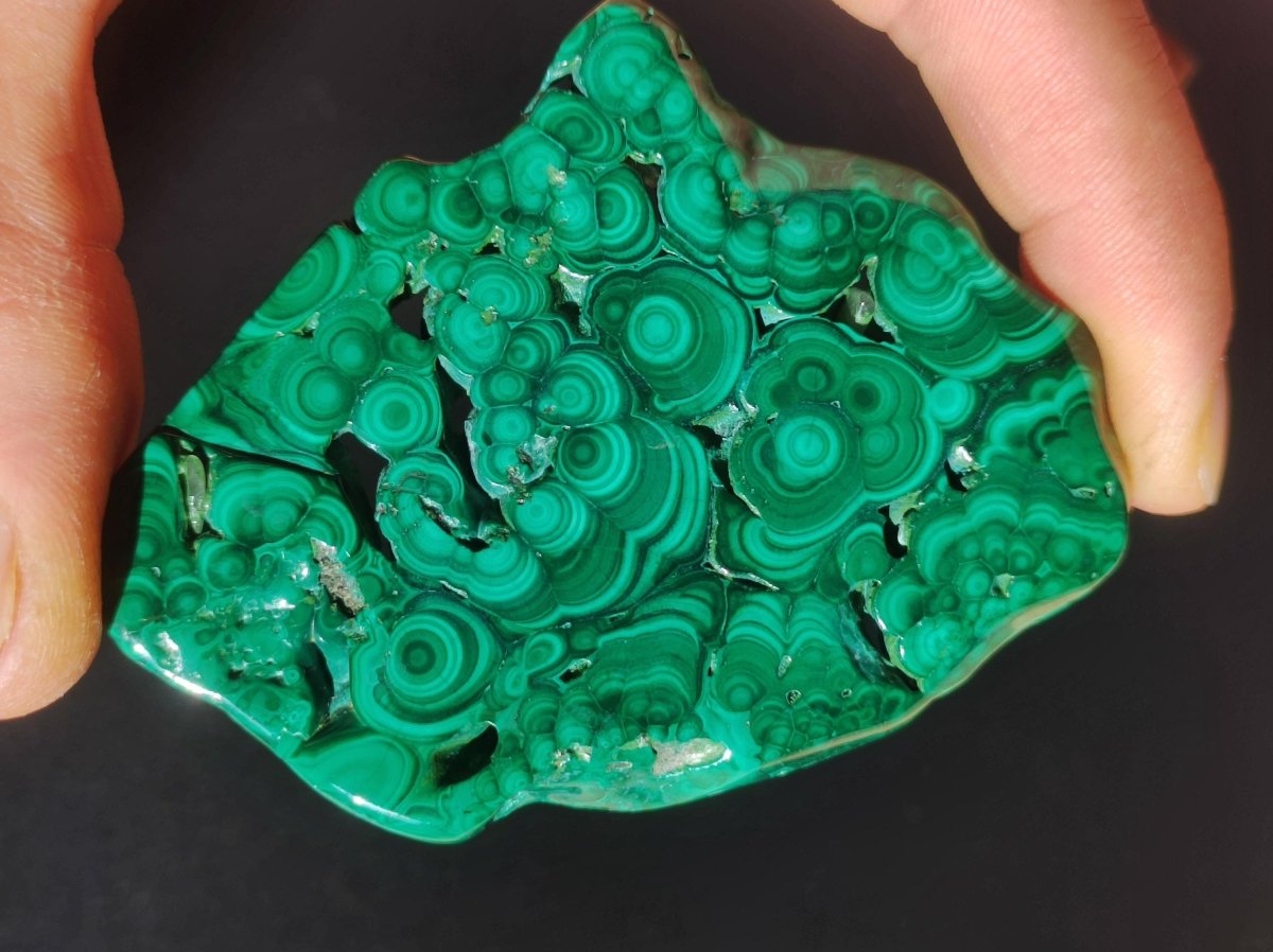 Malachit Scheibe Bull Eye / Dekostück / Sammler Mineral Haus Wohnen Energie Heilstein GOA Boho Ethno Natur grün intensiv Platte grün Rarität - Art of Nature Berlin