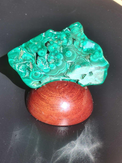 Malachit Scheibe Bull Eye / Dekostück / Sammler Mineral Haus Wohnen Energie Heilstein GOA Boho Ethno Natur grün intensiv Platte grün Rarität - Art of Nature Berlin