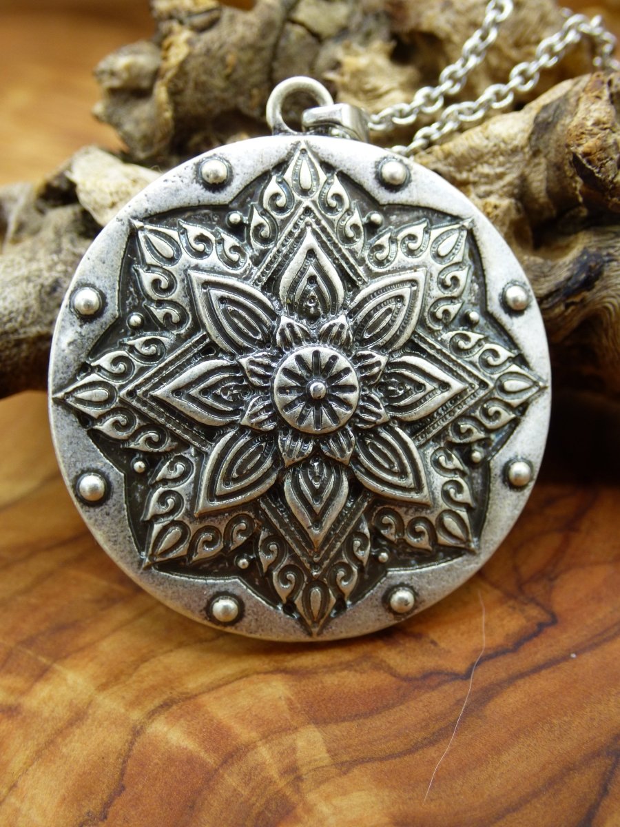 Mandala Blumen Stern Amulet Kette Silbern ~Tibet ~HIPPIE ~GOA ~Boho ~Tibet ~Ethno ~Nature ~Esoterik ~Ethnic ~Indian - Art of Nature Berlin