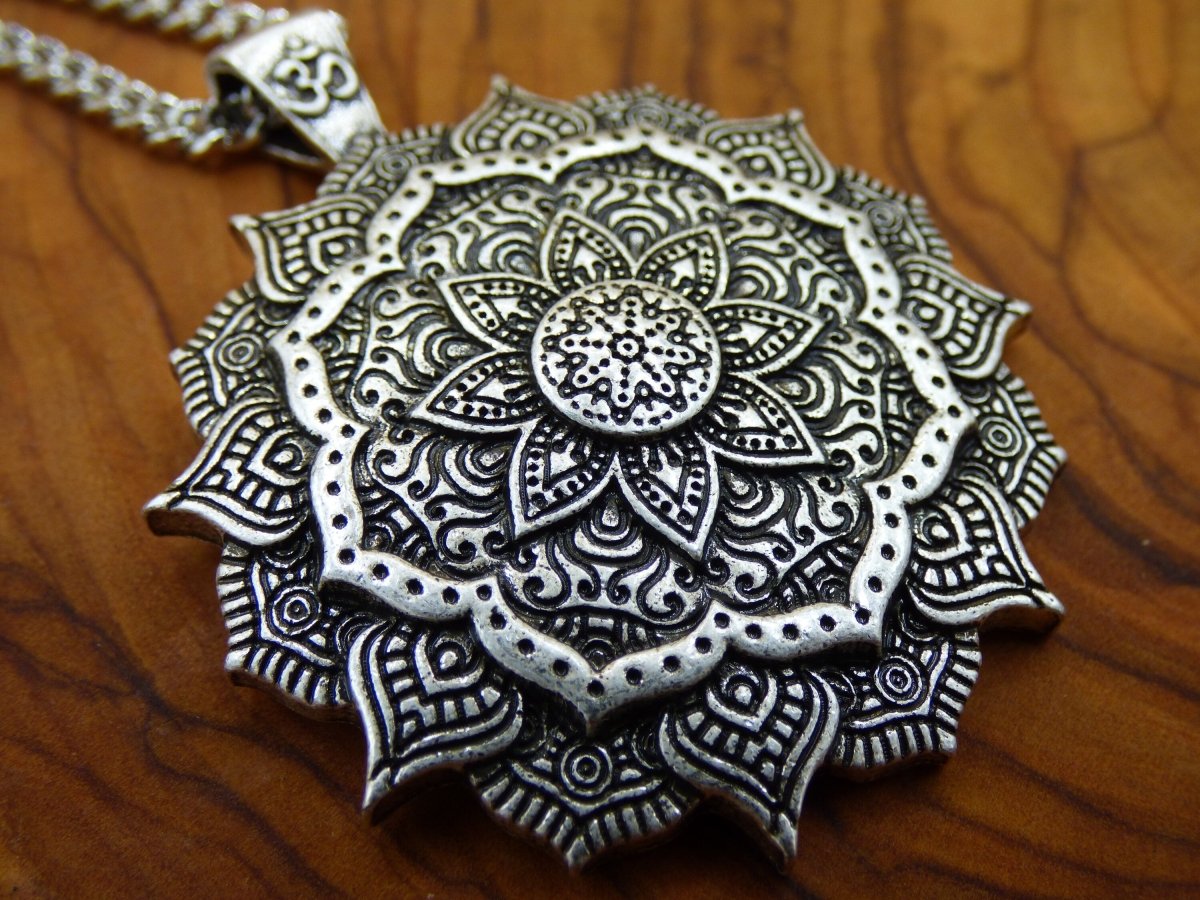 Mandala Blumen Stern OM ॐ Amulet Kette Antik Bronze oder Silber ~Tibet ~HIPPIE ~GOA ~Boho ~Tibet ~Ethno ~Nature ~Esoterik ~Ethnic ~Indian - Art of Nature Berlin