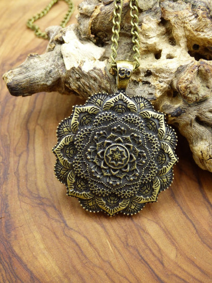 Mandala Blumen Stern OM ॐ Amulet Kette Antik Bronze oder Silber ~Tibet ~HIPPIE ~GOA ~Boho ~Tibet ~Ethno ~Nature ~Esoterik ~Ethnic ~Indian - Art of Nature Berlin