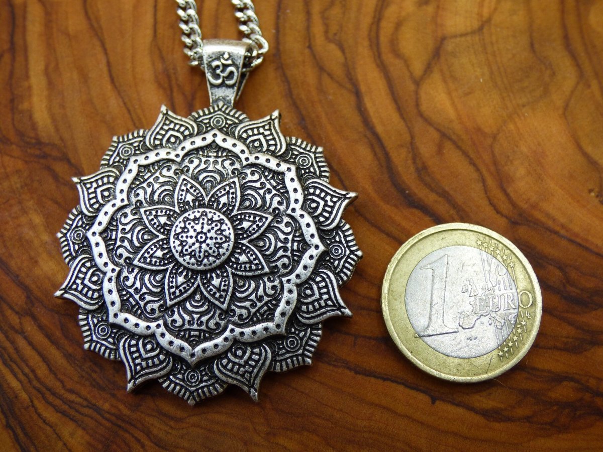 Mandala Blumen Stern OM ॐ Amulet Kette Antik Bronze oder Silber ~Tibet ~HIPPIE ~GOA ~Boho ~Tibet ~Ethno ~Nature ~Esoterik ~Ethnic ~Indian - Art of Nature Berlin