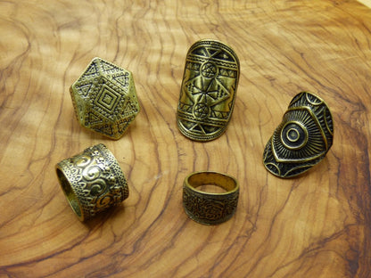 Messing Ring Tibet ~ Golden ~HIPPIE Schmuck ~GOA ~Boho ~Ethno ~Nature ~Indian ~Vintage ~Rasta Dreadperle groß - Art of Nature Berlin