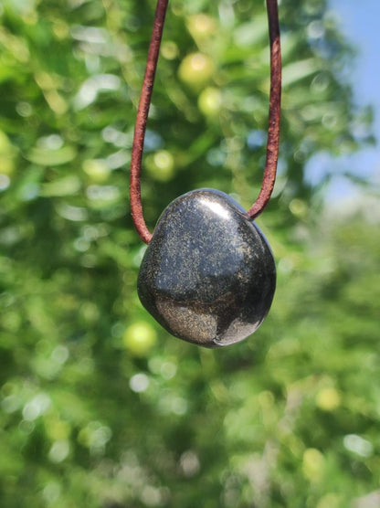 Midnight Lemurian Jade Black Schwarze Jade Edelstein Kette Heilstein Natur Rarität Mann Frau Geschenk Er Sie Freundin Energie Kraft Ruhe - Art of Nature Berlin