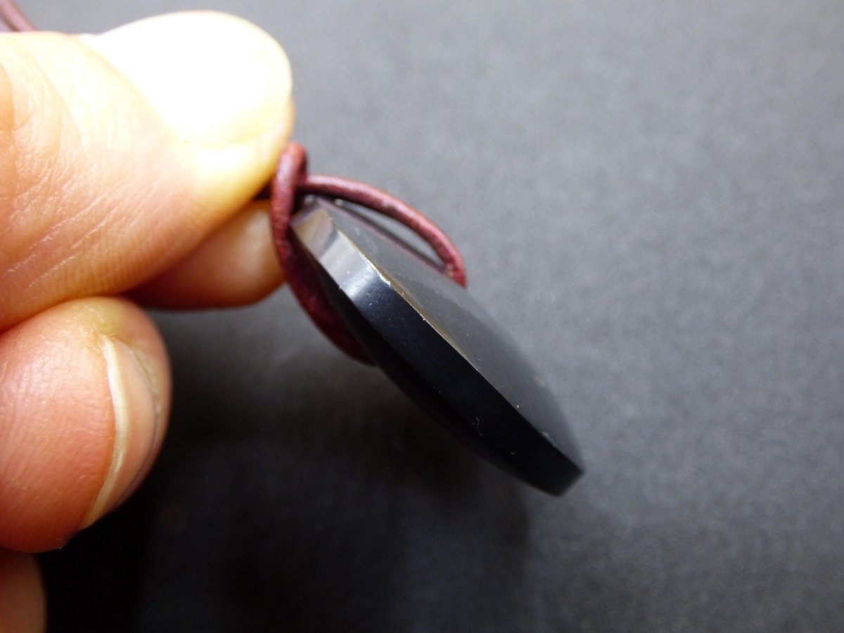 Midnight Lemurian Jade Black / Schwarze Jade + Pyrit Einschlüsse Donut Edelstein Kette Heilstein Kristall Boho Tibet Ethno Mann Frau Er Sie - Art of Nature Berlin