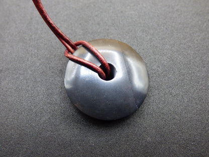 Midnight Lemurian Jade Black / Schwarze Jade + Pyrit Einschlüsse Donut Edelstein Kette Heilstein Kristall Boho Tibet Ethno Mann Frau Er Sie - Art of Nature Berlin