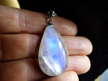 Mondstein - 925 Sterling Silber Edelstein Kette blau Schimmer Unikat Rar Heilstein Natur selten Edel Traum Mann Frau Er Sie Geschenk Freund - Art of Nature Berlin